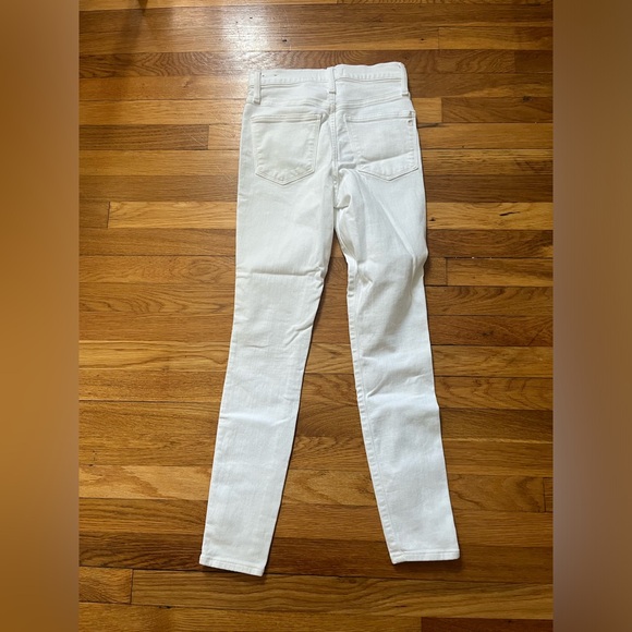 Madewell 10" High-Rise Skinny Jeans in Pure White - Picture 4 of 5